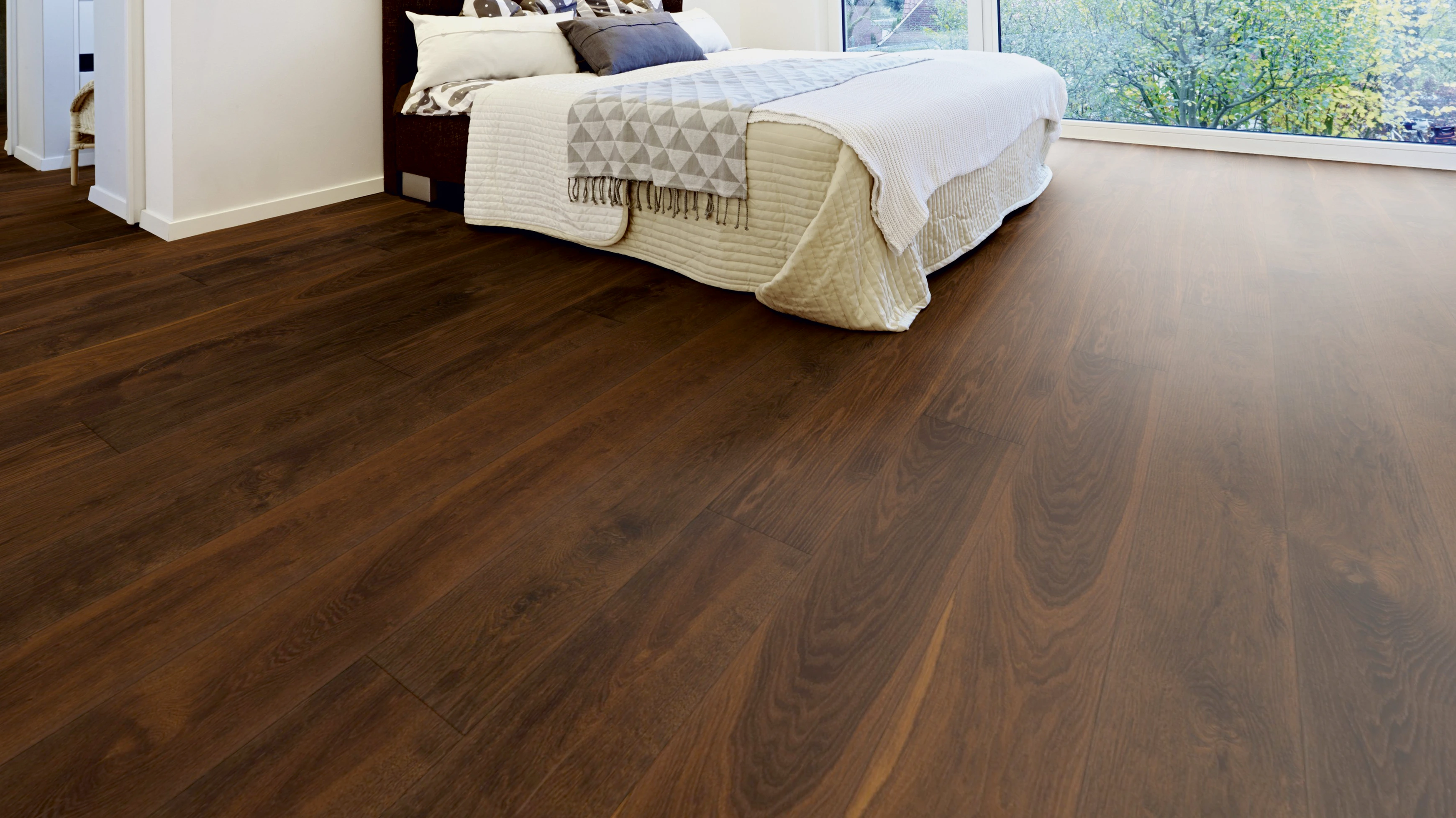 Oak dark brown